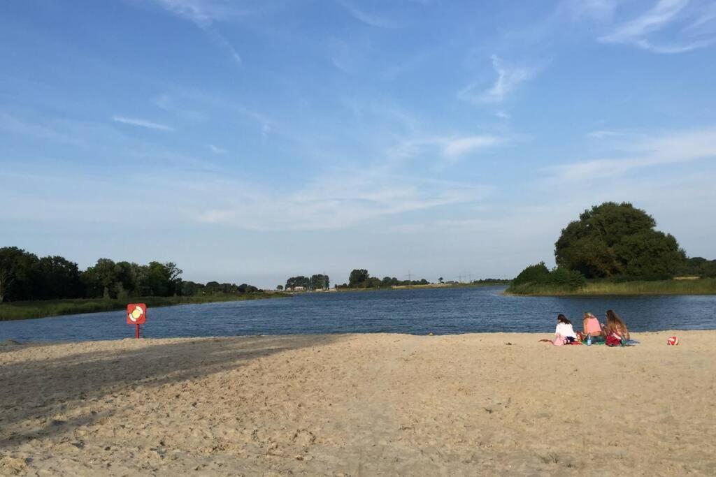 Nordsee Ferienwohnung Fuer 2 Personen ชิลลิคช์ ภายนอก รูปภาพ